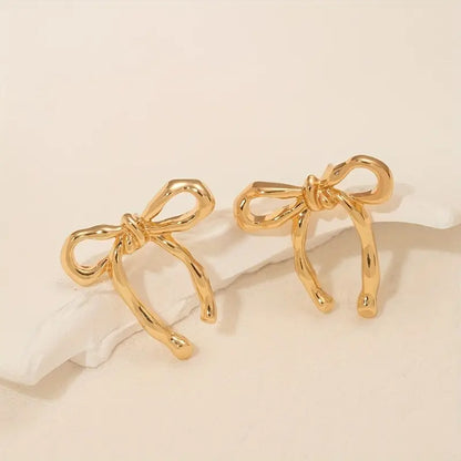 Chic Vintage Bow Earrings